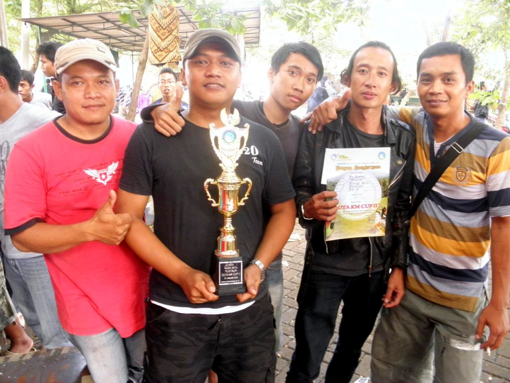 Mr Lukman dan Rizo Team sukses antarkan Maharesi juara di kelas MB Platinum (foto: kicaumania.or.id)