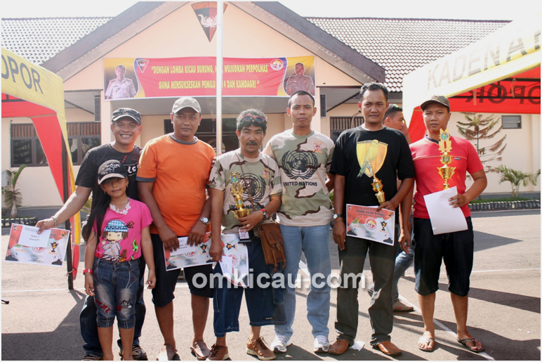 Lomba Burung HUT Ke-68 Brimob di Makassar