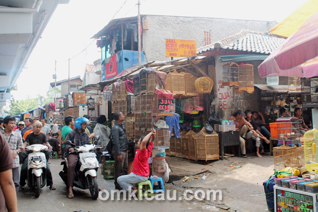 Pasar Kolong Kebayoran Lama