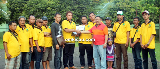 Duta Pakde Karwo Cup juara umum BC