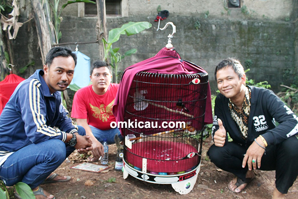 Om Wisnu Red Wine SF