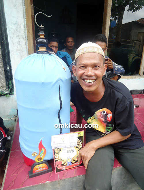 Lovebird Murni milik Mbah Pret