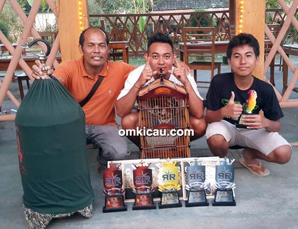 Piala Roby Lombok