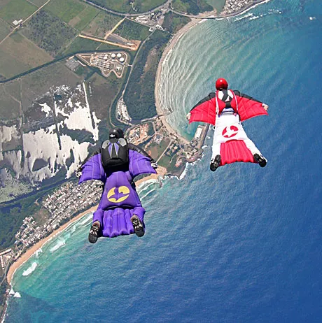 Wingsuit-Flying Melayang menggunakan wingsuit