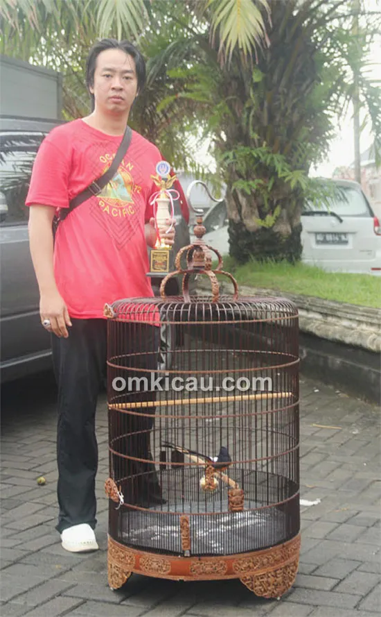 Billy Kebumen dan MB Elite.
