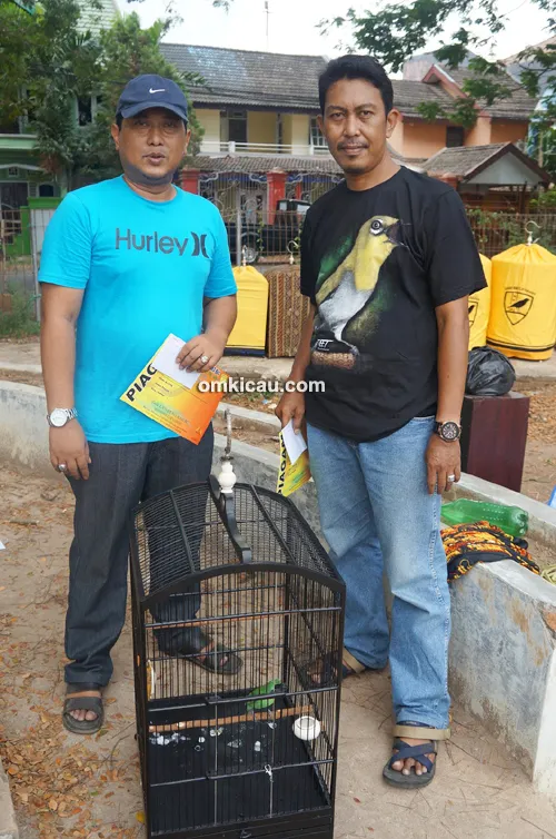 Om Hendy dan cucak hijau Kacuping.