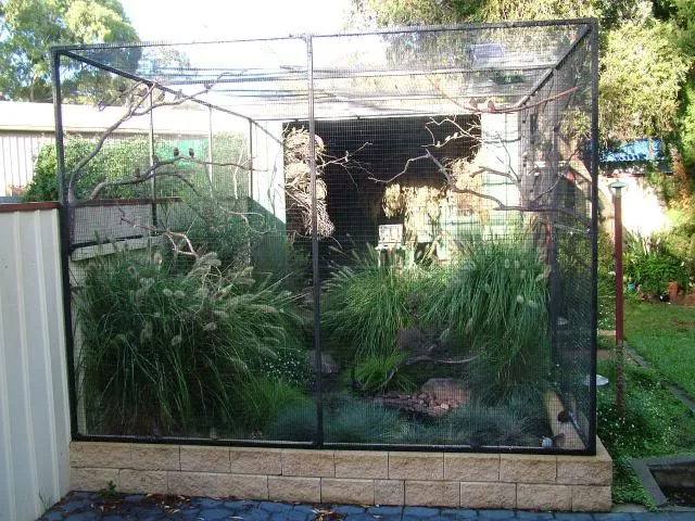 habitat aviary