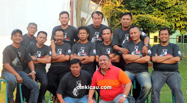 Yono Plaza dan juri lomba KMB Cup 2