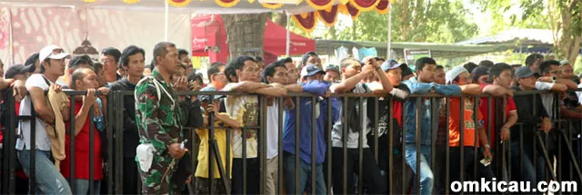 Penonton tertib di Piala Raja 2014
