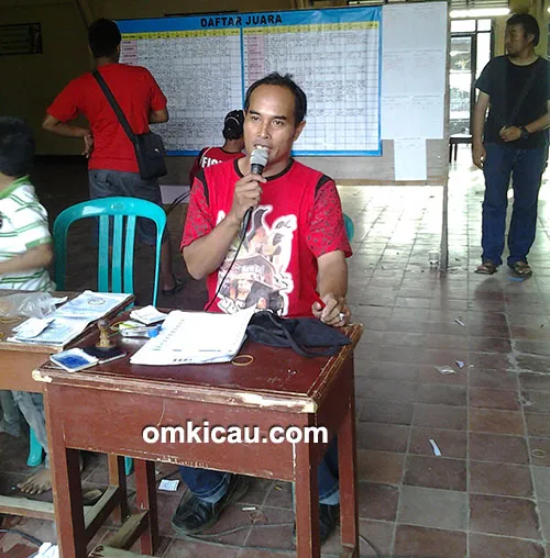Om Mardi Toos