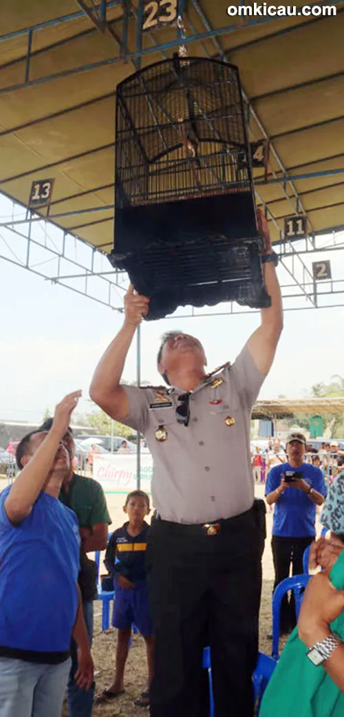Lomba burung Kapolsek Cup Bandungan