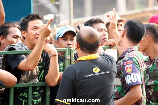 Penonton di Piala Raja 2014