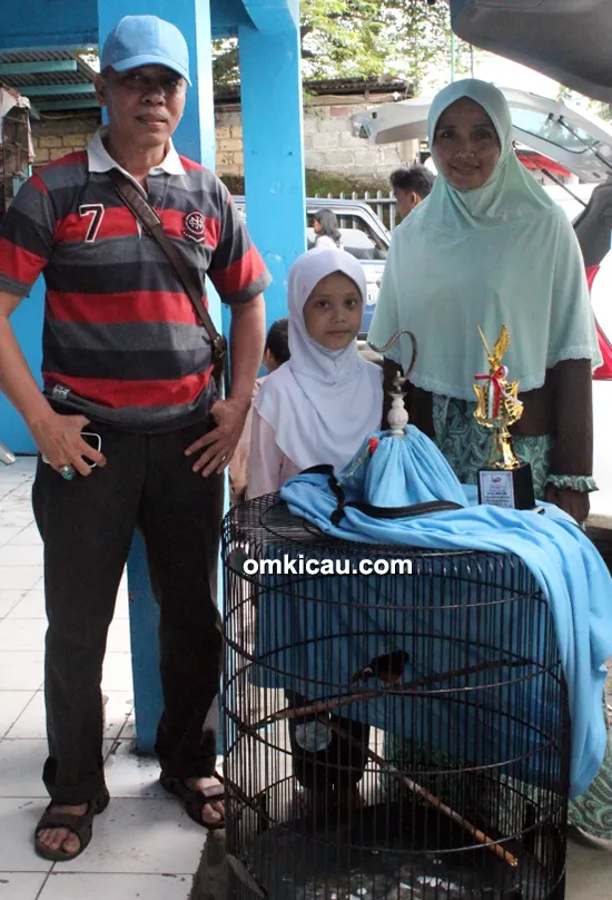 H Fathulloh dan keluarga