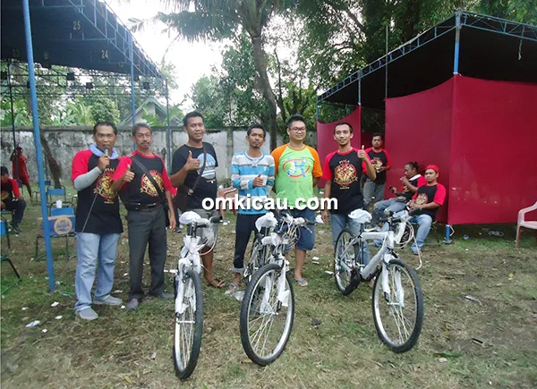 lomba burung Piala Baja Karya Kudus