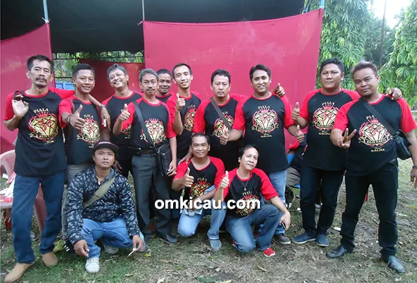 Tim Juri Baja Karya