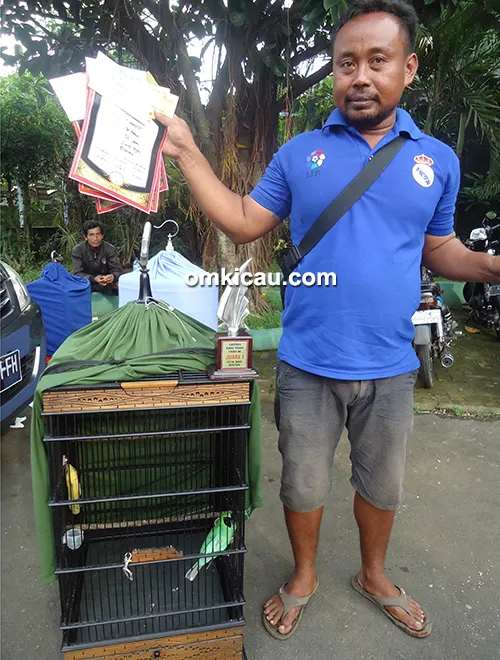Mr Boncel dan cucak ijo Arnold