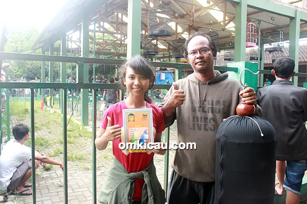 Om Dony dan lovebird Mercy