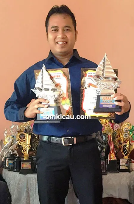 cucak hijau Oshama