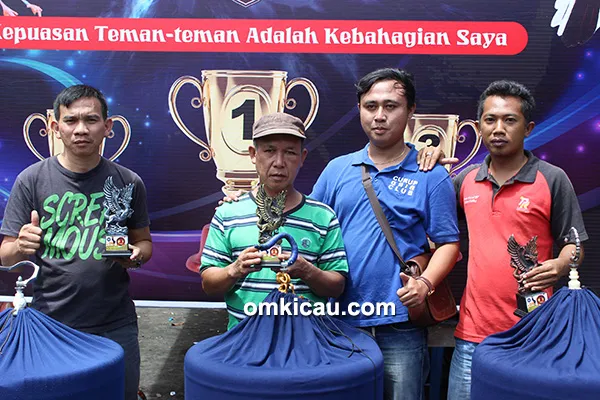 Lomba burung berkicau Gebyar Putri Tunggal