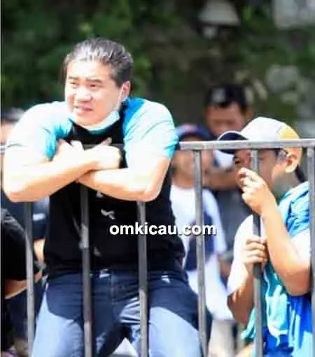 Om Axing dan Om Dedy