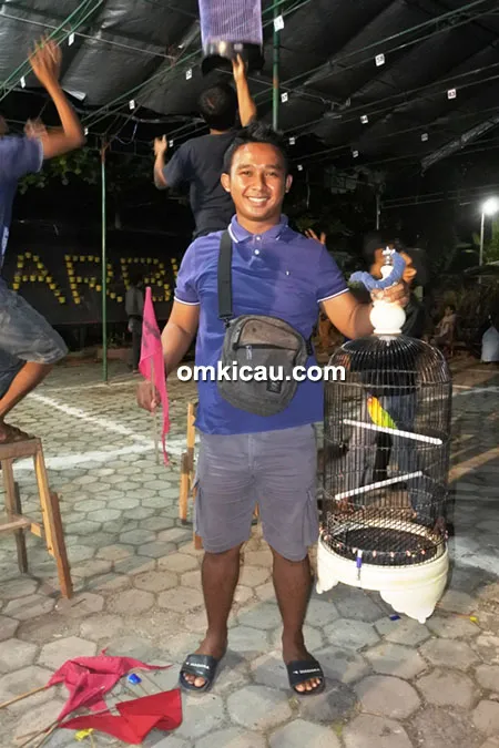Om Candra dan lovebird Si Cupu