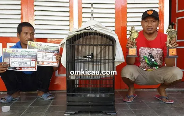 Om Sastro dan kacer Bima