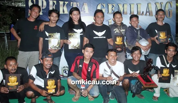 Kompor Mleduk Team Kompor Mleduk Team