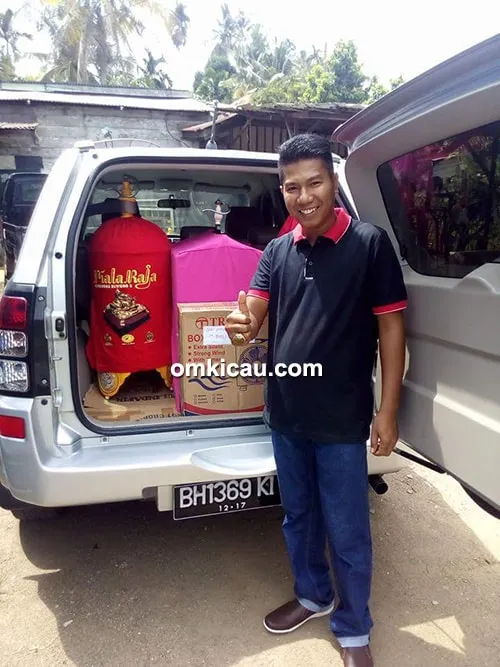 Om Doni