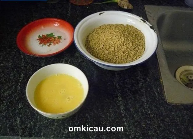 meningkatkan nilai gizi voer Kuning telur setelah diaduk