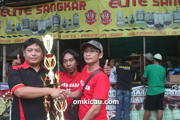 Huru Hara BC