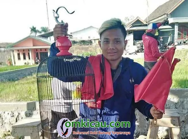 Om Putra Aditya