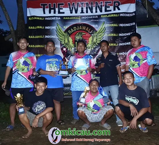 Sari Ayam SF