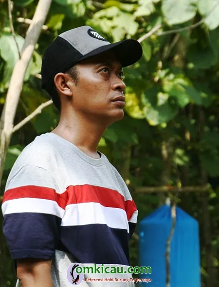 Om Poeryono