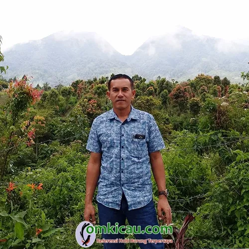 Om Rahmad Adrian