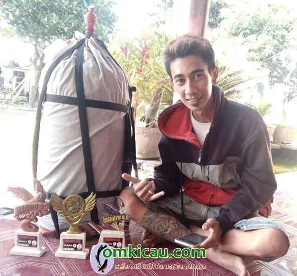 Salah Satu Rekan Om Muji Untuk Menggantang Burung