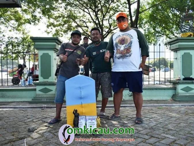 Om Benny Rayap Laut Kanan Sukses Kawal Cucak Hijau Godong.