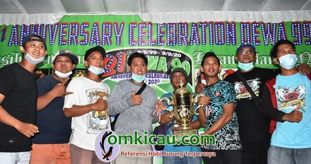 Deltasari SF Yang Dikawal Langsung Om Yudistira Ketiga Dari Kanan Sukses Rebut Juara Umum SF.