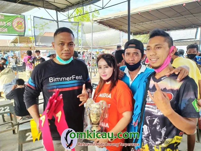 Om Herry Buser Kiri Sukse
