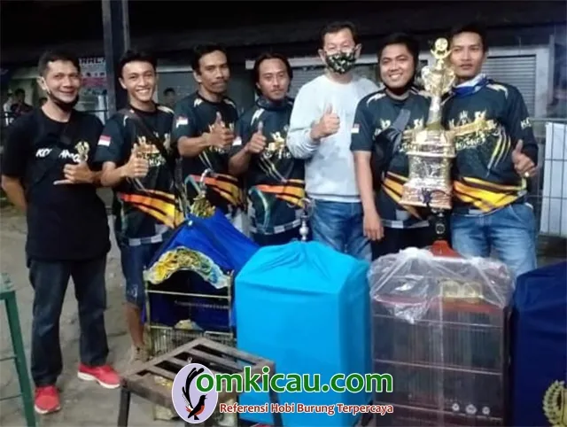 Om Sunarto Bersama Rekan Rekan Kacermania