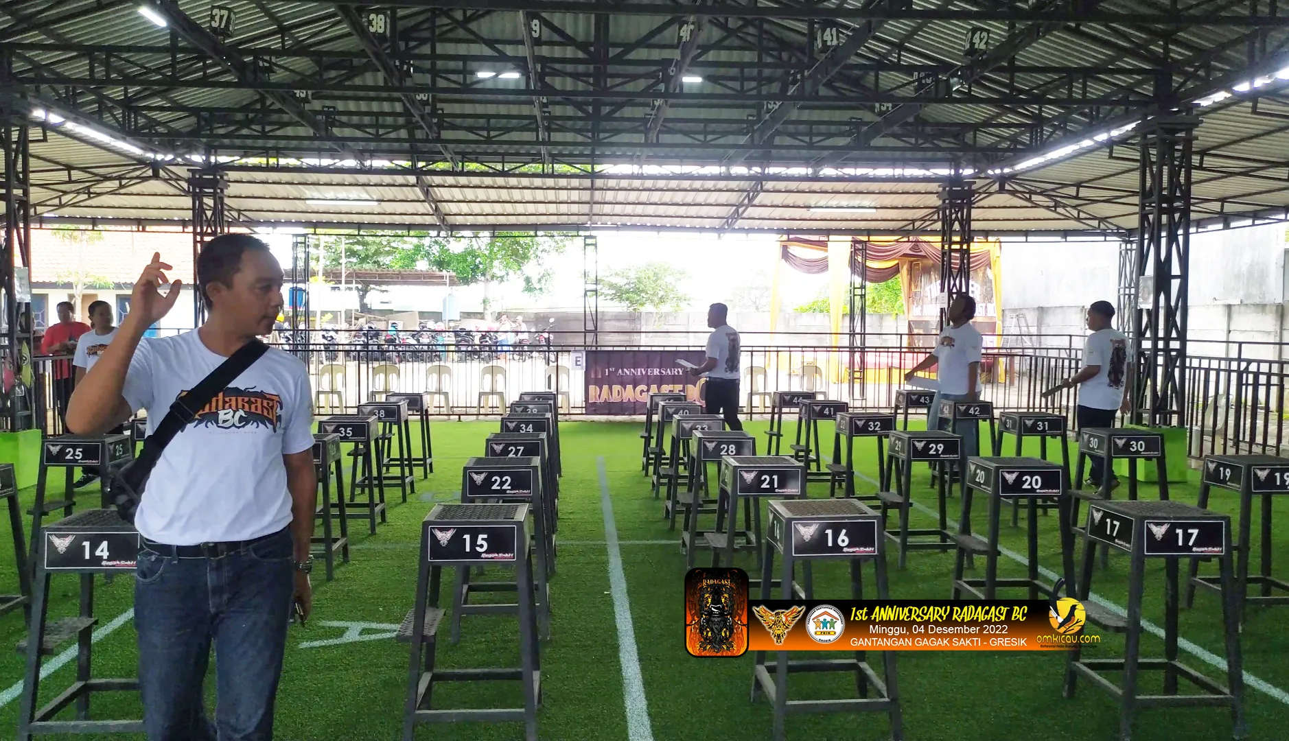Om Vicky Memberi Arahan Tentang Langkah Juri