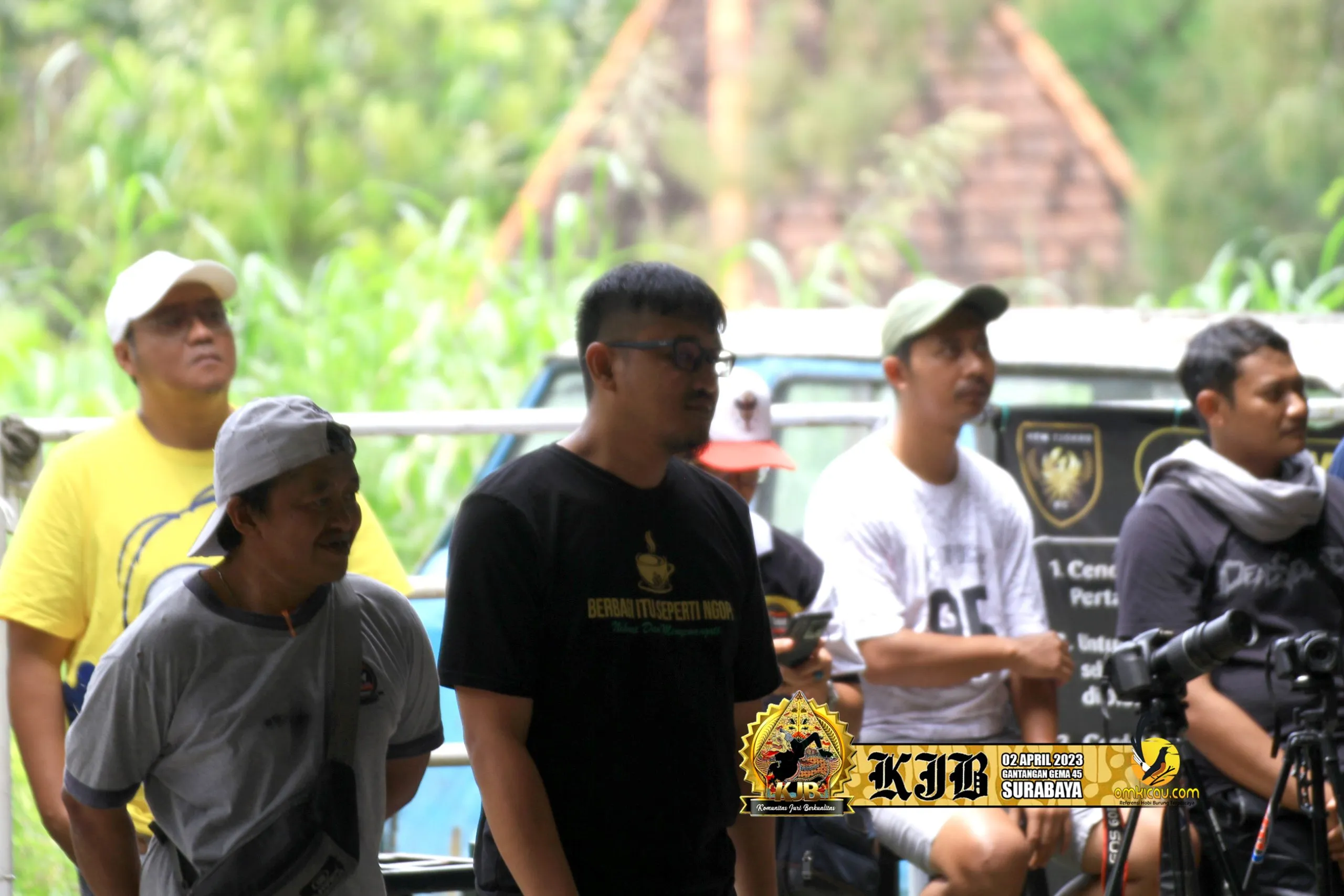 Kaji Wiwied Kaos Kuning Lakukan Pantauan Scaled